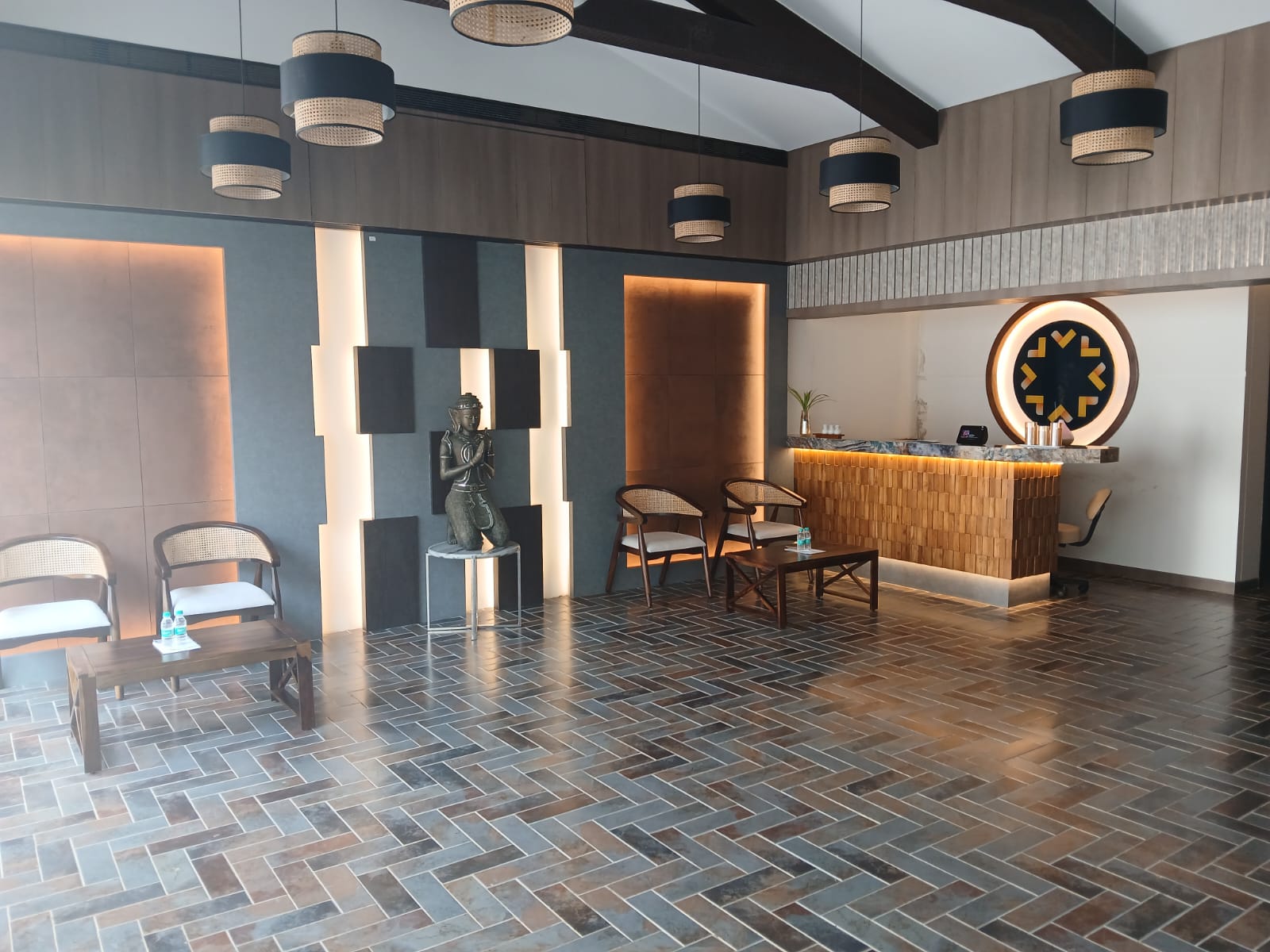 Energise Spa Reception 2